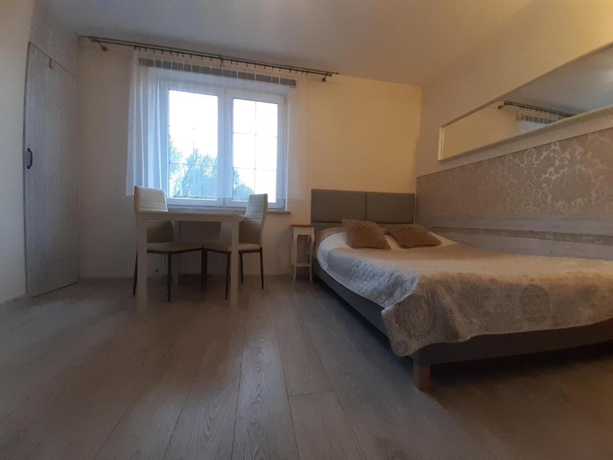 Pokoje Goscinne "Lenka" Ciechocinek Buitenkant foto