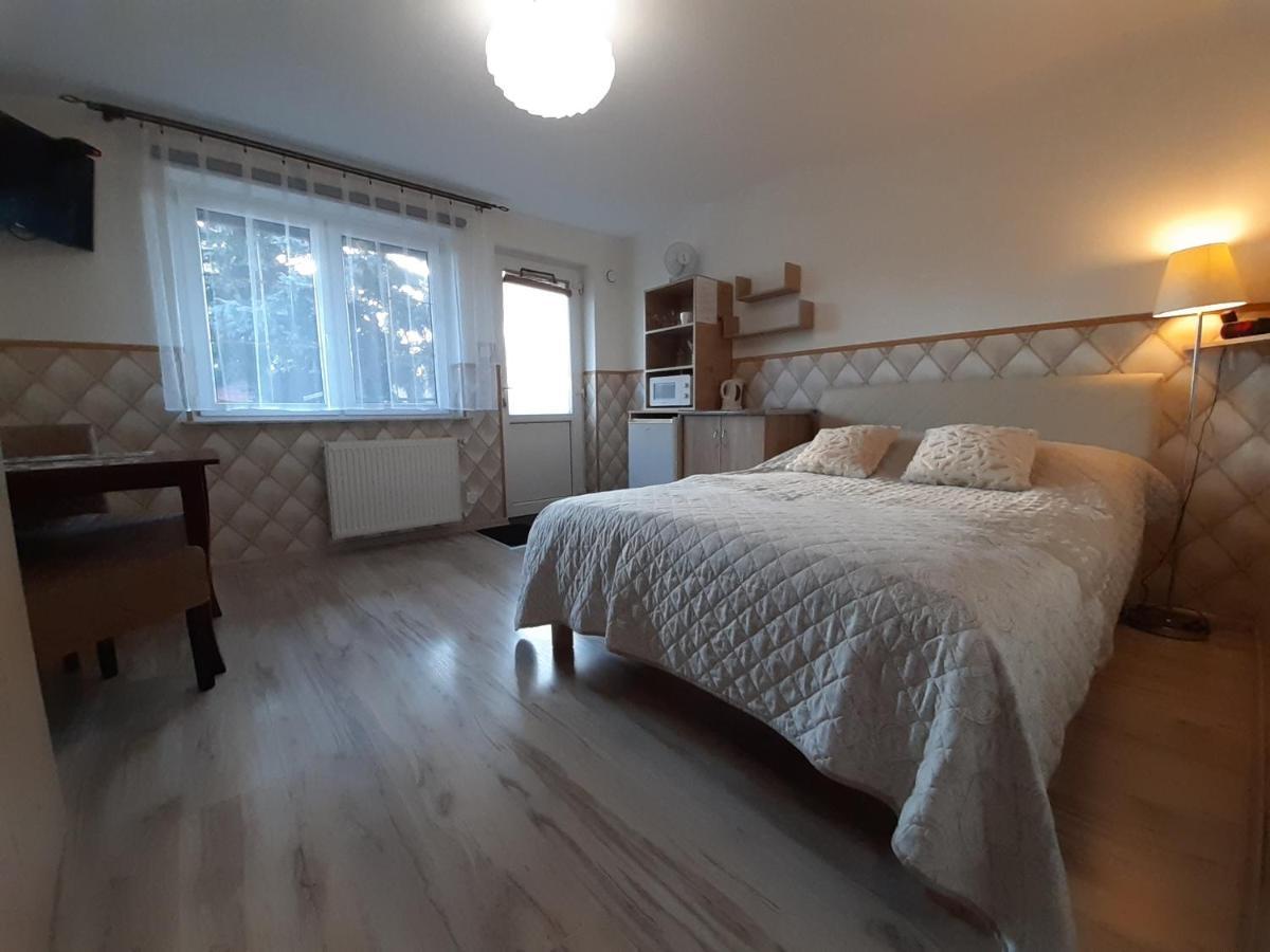 Pokoje Goscinne "Lenka" Ciechocinek Buitenkant foto